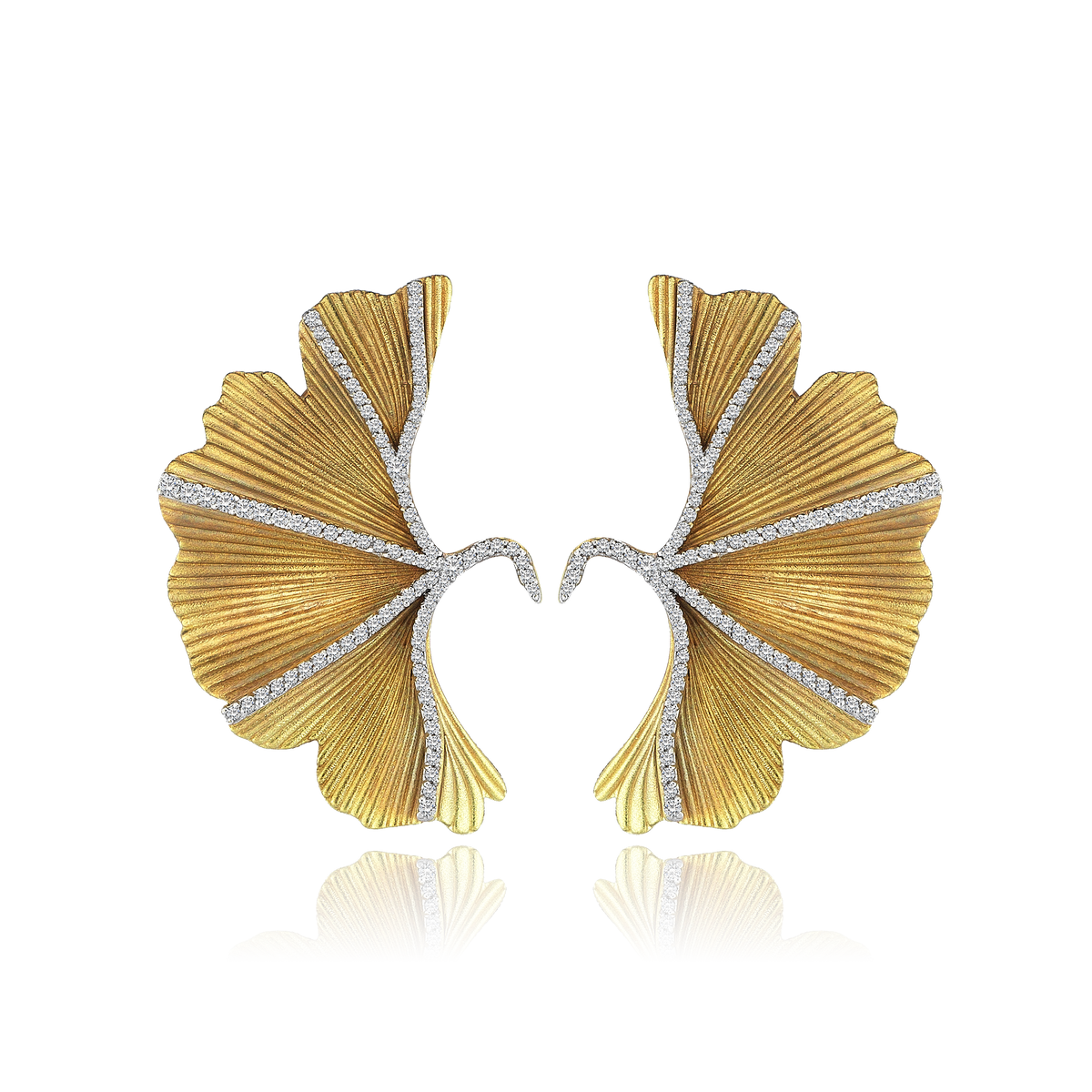 Ginkgo Biloba Gold Earrings With Diamonds